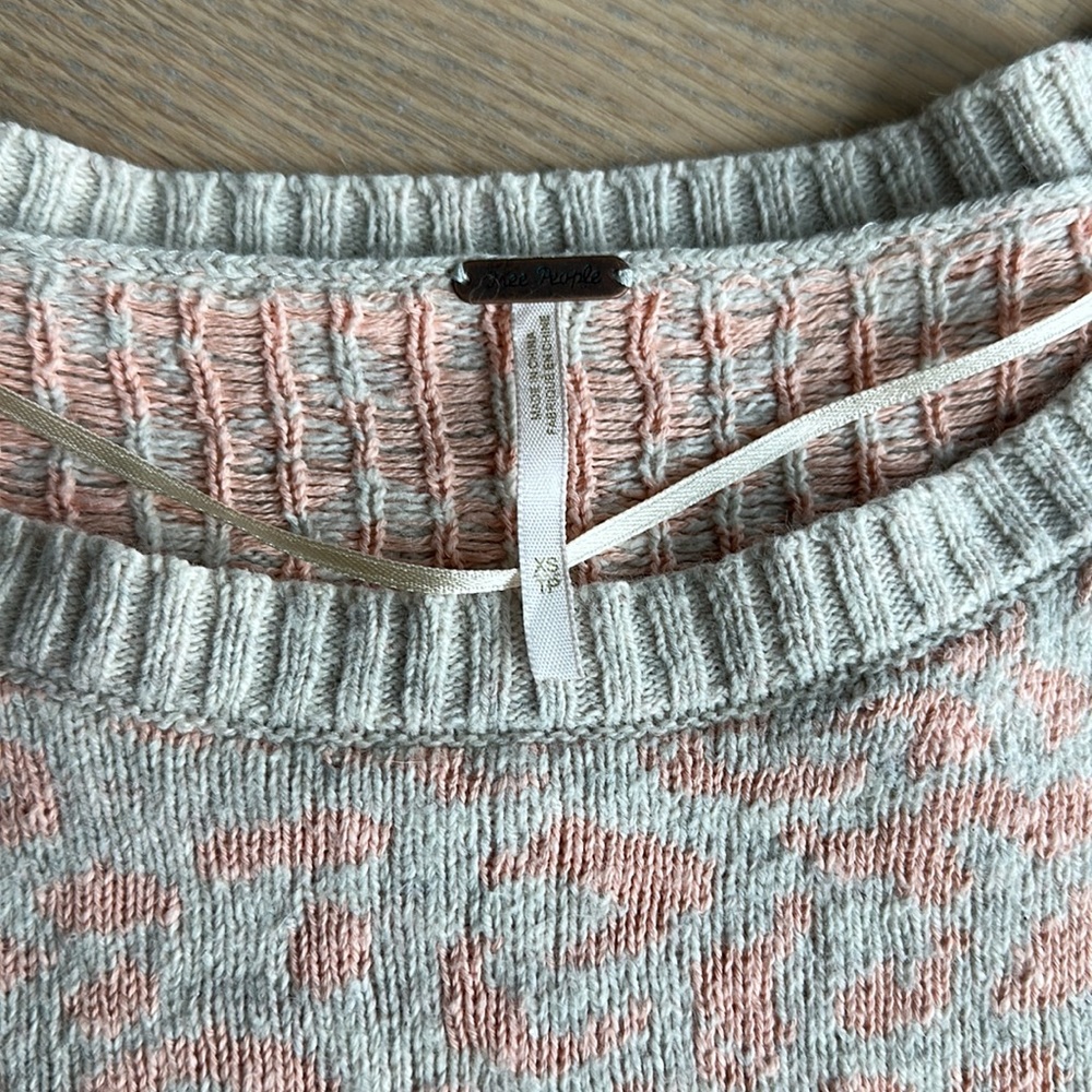 Free People Leopard Sweater - Picture 3 of 7
